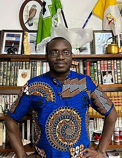 Média | Licenciement des journalistes à Pyramide FM : « Quelle pagaille ? Quelle foutaise? Quel irrespect?», le coup de gueule de Max Carmel Savi