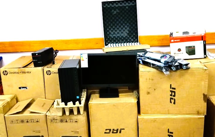 Un aperçu du lot de matériels remis aux radios partenaires...
