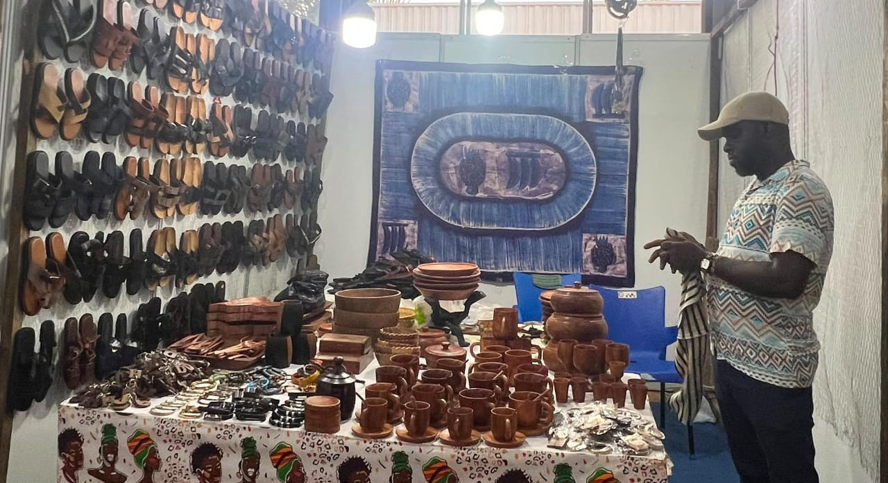 Un artisan dans son stand...