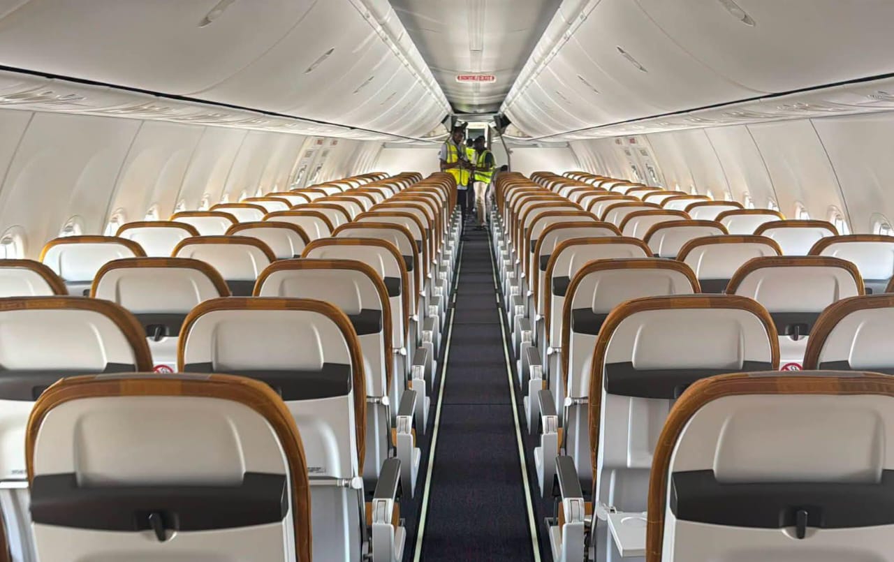 Vue du confortable intérieur du nouveau Boeing 737 MAX 8